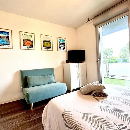 Bel Appart Avec 2 Chambres - Parking Et Clim - Metro Argoulets Toulouse