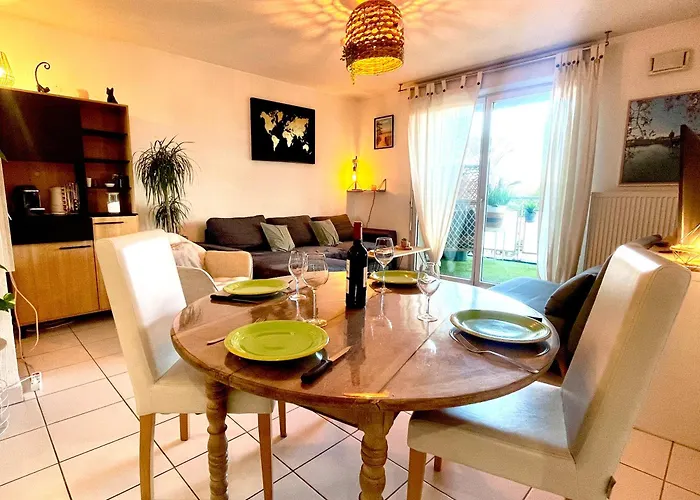 Bel Avec 2 - Parking Et Clim - Metro Argoulets Апартаменты *